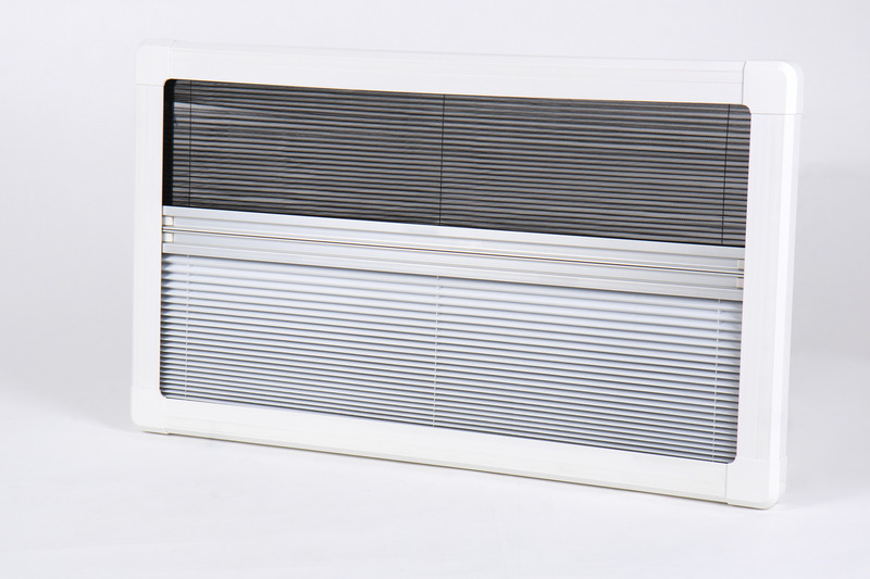 Carbest Blackout Pleated Blind with Flyscreen for RW Compact 350x500